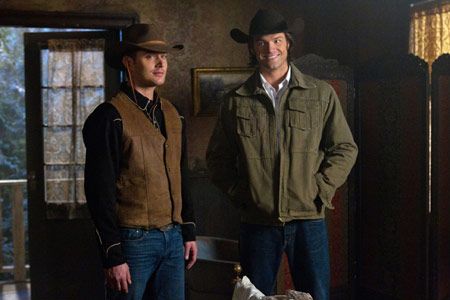 Supernatural Episodes, Sam And Dean, John Winchester, Sam And Dean Winchester, Superman Lois, Sam Dean, Supernatural Sam, Winchester Boys, Jared And Jensen