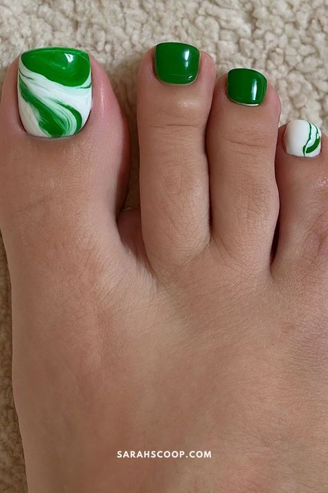 Green Toe Nail Designs, Pedicure Green, Green Toe Nails, French Tip Pedicure, Phoenix Tattoo Feminine, Here's The Scoop, Green Giant, Phoenix Tattoo, Toe Nail Designs