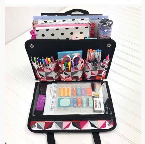 Planner Bag, Thirty One Uses, Thirty One Organization, Thirty One Fall, Fall Party Themes, Thirty One Party, Thirty One Consultant, 31 Bags, 31 Gifts