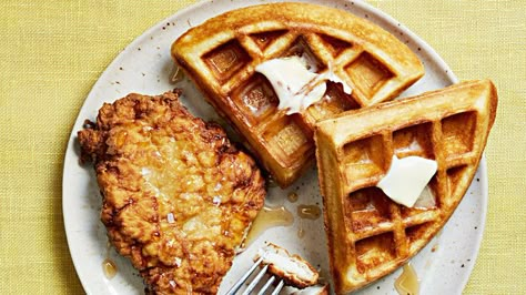 21 Kid-Friendly Chicken Recipes for Dinner Tonight Fried Chicken And Waffles, Chicken Waffles, Martha Stewart Recipes, Diner Recipes, Chicken And Waffles, Chicken Cutlets, Waffle Recipes, Breakfast For Dinner, Poultry Recipes