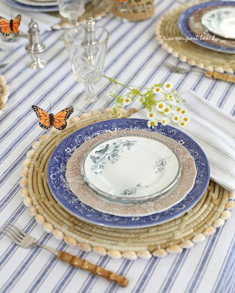 ciao! newport beach: one tablecloth, four looks Striped Tablecloth Wedding, Blue Checkered Tablecloth Table Settings, White Table Cloths Blue Napkins, Liberty Blue Tablescape, Blue Stripe Tablecloth, Navy Tablecloth, Stripe Table, Blue Table Settings, Bamboo Flatware