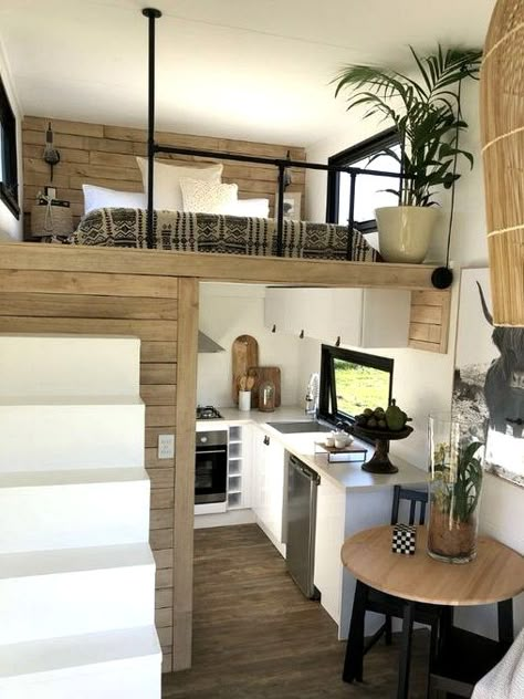 Home Inside Design, Tiny House Bedroom, Small Lounge, Tiny House Interior Design, Tiny House Loft, Farmhouse Interior Design, Best Tiny House, Tiny House Inspiration, House Loft