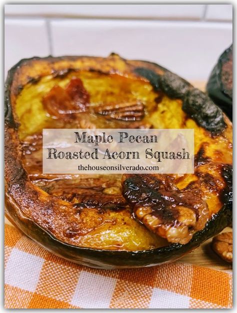 Pecan Roasted, Cow Food, Roasted Acorn Squash, Winter Veggies, Acorn Squash Recipes, Pumpkin Spice Recipe, Veggie Snacks, Fall Comfort Food, Roasted Pecans