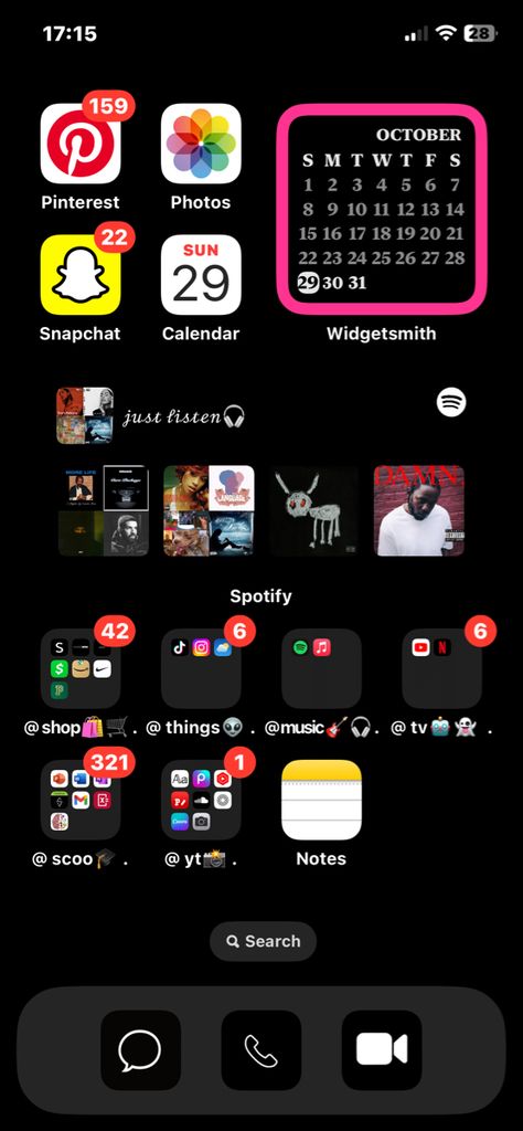 homescreen inspo Homescreen Decor Ideas Iphone, Baddie Home Screen, Phone Makeover Ideas, Home Screen Set Up, Baddie Homescreen Layout, Phone Setup Ideas Aesthetic, Phone Set Up Ideas, Phone Inspiration Lockscreen, Home Screen Layout Iphone Ideas