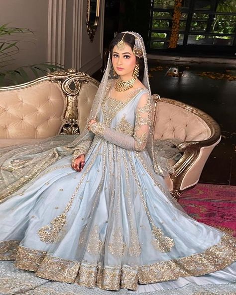 Faiza Saqlain on Instagram: “Made to be worn on more occasions than one, @dr.nimranaveed chooses our versatile kalidaar Ahlah, to create a luxury vision as a bride. 💄…” Nikkah Outfit, Faiza Saqlain, Weddings Dresses, Pakistani Bridal Dress, Pakistani Women Dresses, Walima Dress, Shadi Dresses, Ballroom Costumes, Asian Bridal Dresses