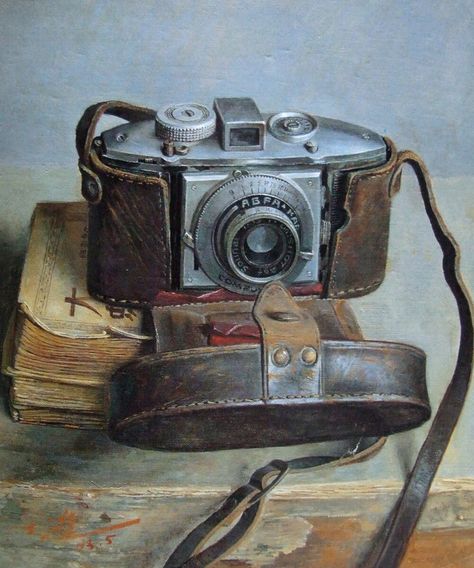 Camera Painting, Painted Radiator, Cheap Paintings, Prints On Canvas, Body Pose Drawing, Still Life Oil Painting, Art Prints Online, Old Camera, Online Furniture Shopping