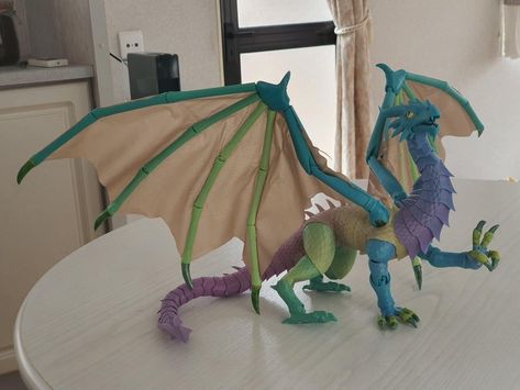 A stunning 3D printed model of Seven, the Articulated Dragon!  Creating 3D art has never been any easier! Grab one from http://shop.bionicinventor.com?utm_content=buffer43c75&utm_medium=social&utm_source=instagram.com&utm_campaign=buffer to start printing!   STL Link: https://www.thingiverse.com/thing:2884250?utm_content=buffer65d8e&utm_medium=social&utm_source=instagram.com&utm_campaign=buffer by u/ScolaroE (Reddit) 3d Printed Stuff, 3d Printing Toys, Lego Dragon, Cute Wolf Drawings, Wolf Drawings, Snake Dragon, Cute Wolf, 3d Printing Art, Prints Ideas