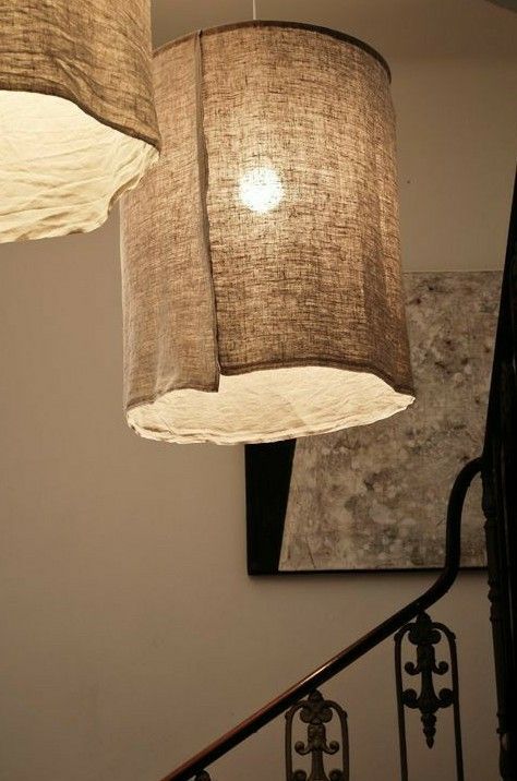 Burlap Lampshade, Hantverk Diy, Big Lamp, Diy Lampe, Rattan Pendant Light, Diy Chandelier, Diy Lamp Shade, Bedroom Lamps, Diy Lamp