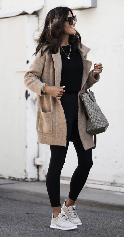 Outfits For Mid Twenties, Outfit For Going Shopping, Casual Winter Work Outfits For Women 2023, Athleisure Business Outfits, Autumn Athleisure Outfits, Womens Athleisure Outfits For Work, Weekend Outfits For Women 2023, Christmas In Texas Outfits, Cute Casual Lunch Outfits