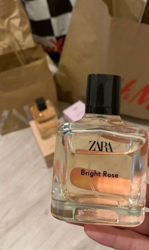 Perfume Collection Snap, Parcel Snap, Perfume Snapchat, Perfume Snap, Makeup Snap, Shopping Pictures, Oud Perfume, Snap Streak Ideas Easy, Foodie Instagram