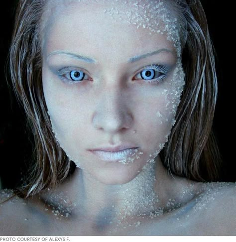 6 Chilly Winter Makeup Looks Winter Make-up, Ice Makeup, Ice Queen Makeup, Winter Make Up, Fantasy Make-up, Special Fx Makeup, Make Up Inspiration, Halloween Makeup Inspiration, Character Makeup