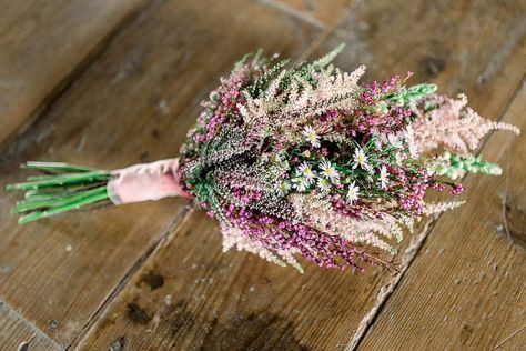 Astilbe Wedding Bouquet, Astilbe Wedding, Slinky Wedding Dress, Winery Wedding Dress, Astilbe Flower, Astilbe Bouquet, Cream Bridal Bouquet, Pink Astilbe, Peach Wedding Bouquet