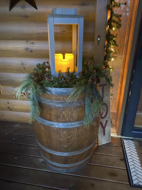 Wine Barrel Decor Ideas, Christmas Whiskey Barrel Decorations, Wine Barrel Christmas Decor, Christmas Whiskey Barrel, Whiskey Barrel Christmas Decor, Barrel Decor Ideas, Wine Barrel Garden, Wagon Decor, Winter Porch Decorations