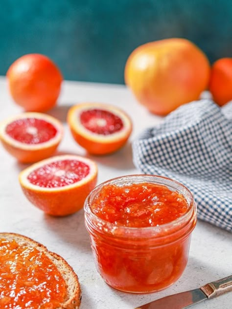 Grapefruit Marmalade, Lemon Cleaning, Grapefruit Recipes, Summer Jam, Marmalade Recipe, Fruit Preserves, How To Make Jam, Fruit Jam, Fruit Tart