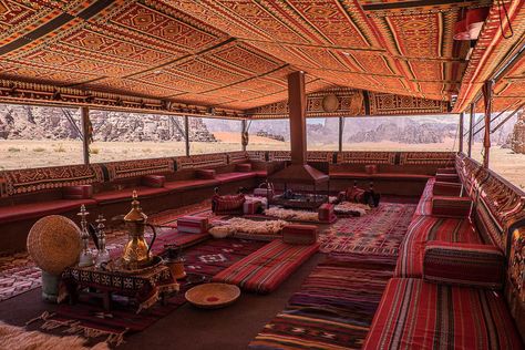 Arabian Nights Wadi Rum. Traditional Bedouin camp communal tent. Bedouin Decor, Arabian Tent, Luxury Yurt, Moroccan Tent, Arabian Nights Party, Wadi Rum Jordan, Bedouin Tent, Moorish Design, Desert Safari Dubai