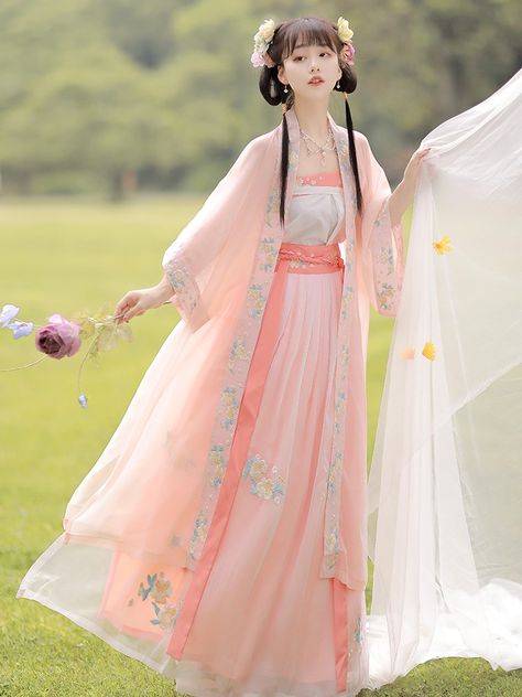 Chinese Outfits Traditional, Chinese Dress Traditional, China Traditional Dress, Song Dynasty Hanfu, Woman Song, Hanfu Pattern, Hanfu Skirt, Hanfu Style, Hanfu Women