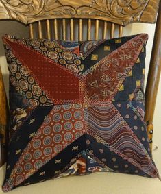 Neck Tie Projects, Mens Ties Crafts, Necktie Quilt, Tie Pillows, Old To New, Necktie Crafts, Tie Ideas, Old Ties, Tie Quilt