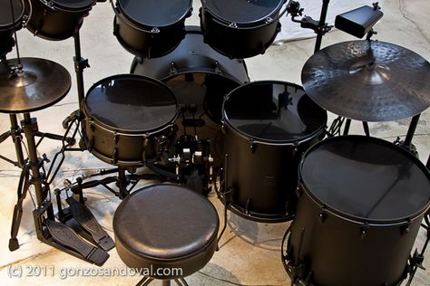 Flat Black Drums Set from Above Black Drums, Drums Wallpaper, Drums Studio, Pearl Drums, Drum Music, Photography Music, Home Studio Music, Hype Shoes, Custom Guitars