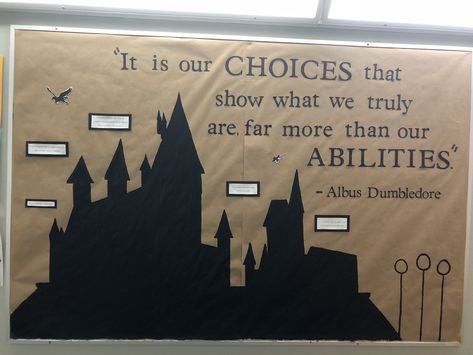 I wrote down positive choices the students can make for themselves with  finals coming up! #harrypotter #bulletin #board #RA #hogwarts Harry Potter Bulletin Board, Harry Potter Board, Harry Potter Classroom Theme, Harry Potter Classes, Harry Potter Library, Classe Harry Potter, Harry Potter School, Library Bulletin Board, Harry Potter Classroom