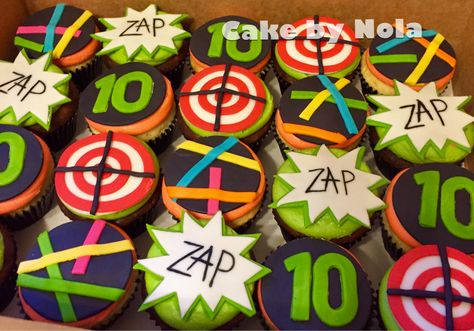 Laser tag themed cupcakes...#cupcaketoppers #fondanttoppers #cupcakedecorating #cupcakestagram #idocupcakes #cakedecoratorsofinstagram #lasertag #lasertagbirthdayparty #lasertagcupcakes Lasertag Party Ideas, Laser Tag Cupcakes Birthday, Lasertag Cake Ideas, Laser Tag Cookies, Laser Tag Cupcakes, Laser Tag Cake Ideas, Laser Tag Birthday Party Ideas, Lazer Tag Birthday Party, Laser Tag Cake