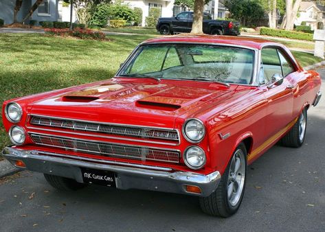 All American Classic Cars: 1966 Mercury Comet Cyclone GT 2-Door Hardtop Saint Art, Mercury Cyclone, Mercury Comet, Car Man Cave, Fairlane 500, Mercury Cars, Ford Torino, Classic Cars Trucks Hot Rods, Best Muscle Cars