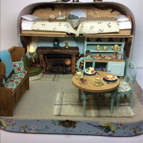 Sunny Beach Hut 2 Suitcase Diorama. Featuring a Sweet Little - Etsy Australia Doll House Suitcase Ideas, Dollhouse Suitcase, Suitcase Dollhouse, Portable Doll House, Cardboard Suitcase, Travel Dollhouse, Doll Suitcase, Maileg Dolls, Teddy Bear Cartoon