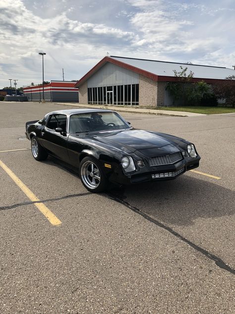 Blue Camaro, 1972 Camaro, 1980 Camaro, Vintage Camaro, 80s Cars, Chevrolet Camaro 1970, Chevy Camaro Z28, Speed Demon, Old Muscle Cars