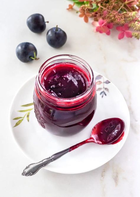 Plum Jam With Pectin, Plum Jam Recipe, Plum Preserves, Plum Jam Recipes, Plum Recipes, Jam Recipes Homemade, Plum Jam, Blueberry Jam, Jam Recipe