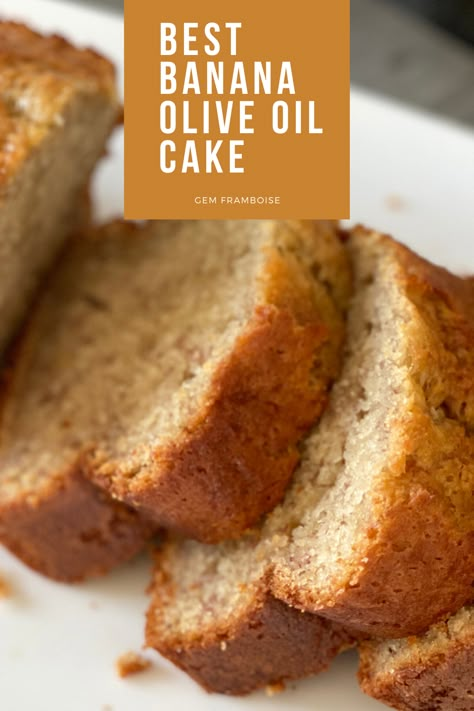 I'm sharing the best Olive Oil Cake Ever recipe! Usually this cake is made with citrus fruits like lemon but today we’re going to do something different, we’re going to use bananas! Yes bananas! It’s so good! You’re going to love it! #oliveoilcake #oliveoilcakerecipe #bananaoliveoilbread #bananarecipe #oliveoilrecipe Banana Cake With Oil, Olive Oil Dessert, Best Banana Bread Recipe Moist, Soft Banana Bread, Banana Banana Bread, Banana Bread Moist, Bread Olive Oil, Recipe Banana Bread, Recipe For Banana Bread