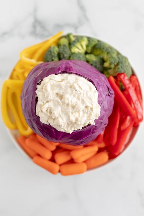 This is the best veggie dip recipe that will have everyone begging for the recipe! It’s an incredibly easy vegetable dip that makes a large batch, so it’s perfect for get-togethers. Easy Vegetable Dip, Veg Dip, Best Veggie Dip, Easy Dip Recipes, Veggie Dip Recipe, Vegetable Dip Recipe, Oven Roasted Sweet Potatoes, Funky Kitchen, Vegetable Dips