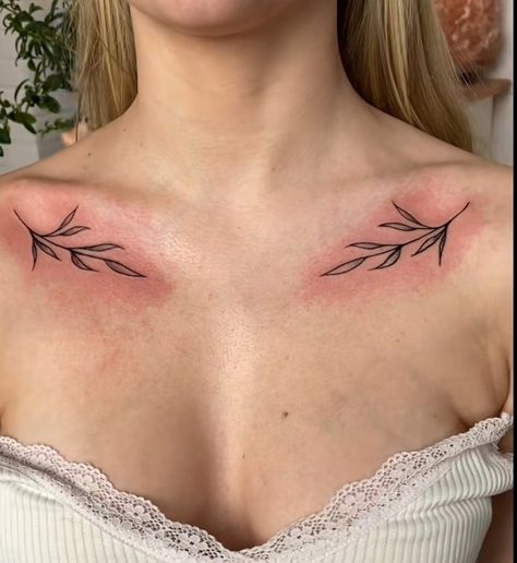 Leafy Collar Bone Tattoo, Collarbone Tattoo Both Sides, Collarbone Leaves Tattoo, Minimal Collar Bone Tattoo, Plant Collar Bone Tattoo, Ivy Collar Bone Tattoo, Fern Collar Bone Tattoo, Matching Collar Bone Tattoos, Collarbone Leaf Tattoo