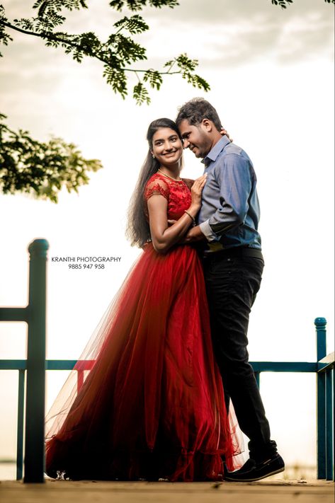 Pre Wedding of Sheethal & Arvind Pre Wedding Shoot Ideas In Park, Stills For Pre Wedding Shoot, Pre Wedding Stills, Wedding Outdoor Shoot, Pre Wedding Photo Shoot Poses, Pre Wedding Couple Poses Photography, Pre Wedding Couple Poses Photography Indian, Pre Wedding Gown Photoshoot, Pre Wedding Photography Poses