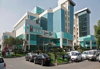 Located in the heart of south Delhi’s widely considered one of the best hospitals in the country. It has a complete spectrum of diagnostic and therapeutic technologies, including several of which are First in India and Asia. Bariatric Surgeon, Robotic Surgery, South Delhi, Laparoscopic Surgery, Orthopedic Surgery, Reconstructive Surgery, Best Hospitals, New Delhi, Healthcare Professionals