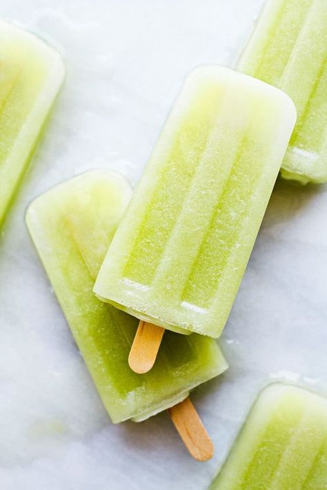 Tea Popsicles, Popsicles Cake, Mint Water, Cucumber Recipes, Ice Lolly, Ice Cream Popsicles, Popsicle Recipes, Ice Ice Baby, Ice Pops