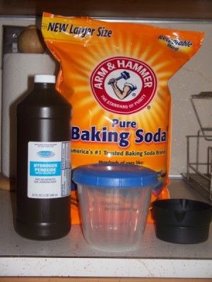 1 c. water, 1/2 c. hydrogen peroxide, 1/2 c. baking soda. Put in an dark opaque container, cover and shake well. Diy Oxiclean, Diy Oxyclean, Homemade Oxyclean, Homemade Oxiclean, Homemade Detergent, Oxi Clean, Laundry Detergent Recipe, Diy Household Tips, Laundry Soap Homemade