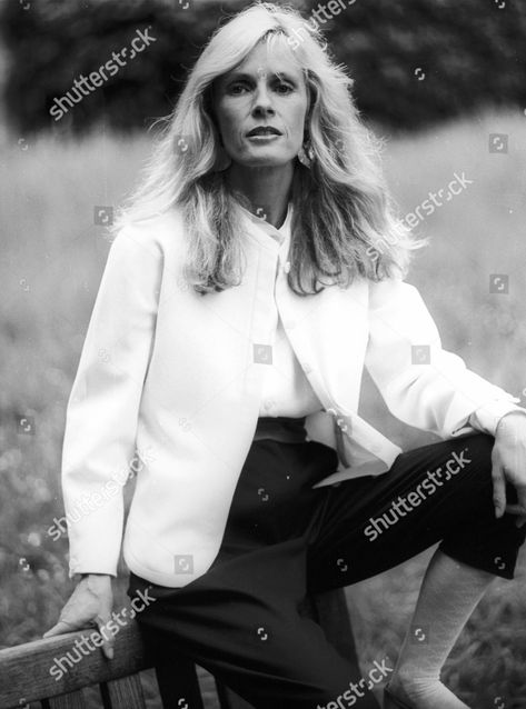 Stock photo of KIM CARNES, LONDON, BRITAIN - 1981 Kim Carnes, Photo Stock Images, Bette Davis, New Photos, Single Image, Live Events, Editorial Photography, More Photos, Your Image