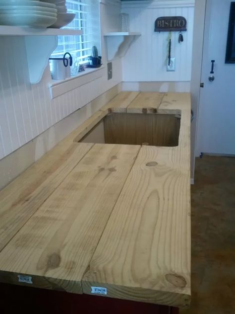 Diy Wood Countertops Kitchen, Diy Countertops Cheap, Bathroom Countertops Diy, Plywood Countertop, Diy Wood Countertops, Wood Countertops Kitchen, Cheap Countertops, Bracelets Easy, Cheap Bathrooms