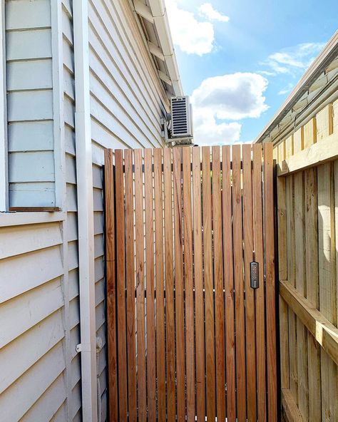 Side Wood Gate, Side Gates Wooden, Wooden Side Gates Garden, Side Gates And Fences Anthracyte, Wood Gate With Metal Insert, Side Gate, Side Gates, Home Reno, Home Look