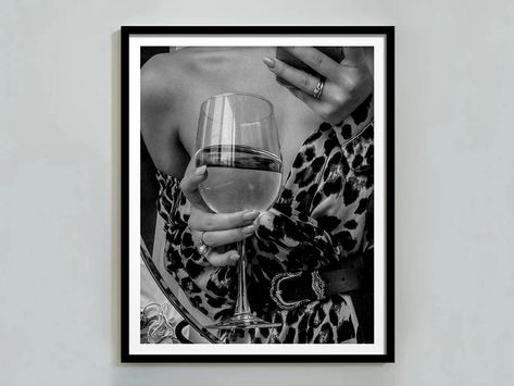 Woman Drinking Wine Print Bar Cart Wall Art Black and White - Etsy UK Woman Drinking Wine, Black And White Luxury, Women Drinking Wine, Bar Cart Wall, Designer Wall Art, Wine Print, Wall Art Black And White, Drinking Wine, Poster Shop