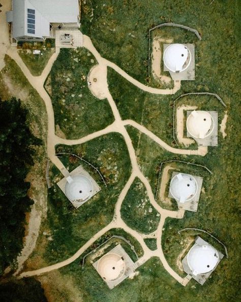 VALLEY VIEWS GLAMPING on Instagram: "True birds-eye view of @valleyviewsglamping 🌿 📸 @neil.wales #glamping #glampingdomes #birdseyeview #dronephotography #offgrid #somethingdifferent #retreat #kurow #waitakivalley #otago #southislandnz 🌿" Glamping Site Plan, Glamping Business, Eco Village, Wellness Space, Glamping Tents, Glamping Resorts, Camping Resort, Glamping Site, Safari Tent