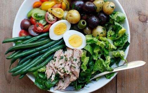 Healing Soup, Mind Diet, Nicoise Salad, Fitness Pal, Makanan Diet, Läcker Mat, God Mat, Eating Plan, Deilig Mat