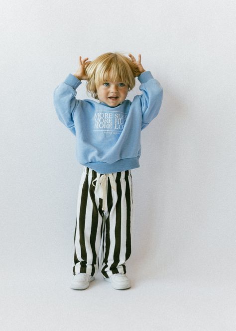 Wide Stripe Pants Product Details: Brown and white stripes Breathable Moveable Cinched stretchy waistband Functional drawstring Fit & Sizing: Loose fit Material: 100% Cotton French Terry Imported Cool Kids Aesthetic, Kids Style Boys, Kids Outfits Boys, Surfer Kids, Boys Fall Fashion, Kids Streetwear, Fashionable Kids, Toddler Style, Stripe Pants