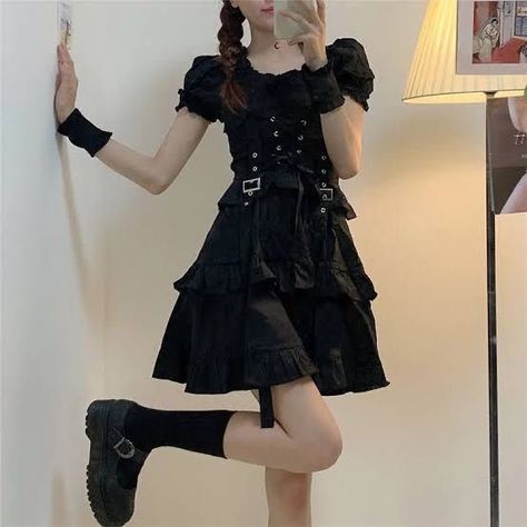 Styl Goth, Styl Grunge, Gothic Harajuku, Emo Clothes, Fairycore Dress, Vestidos Retro, Punk Dress, Emo Dresses, Goth Style