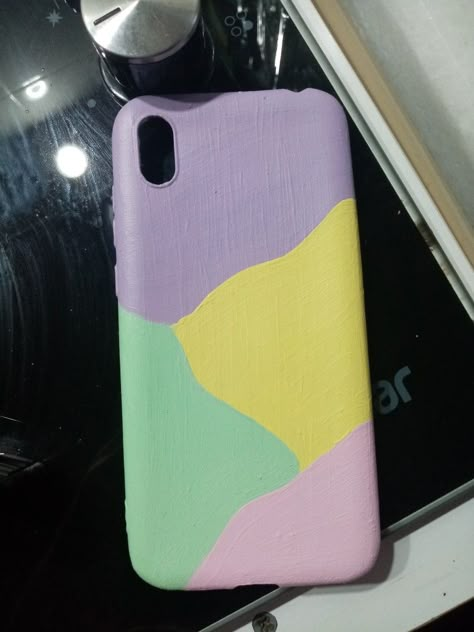 Easy Phone Cover Painting, Simple Phone Cover Painting, Handmade Mobile Cover, Pintura A Guache, Neon Art Painting, How To Make Trees, Samsung Phone Covers, Phone Case Diy Paint, Diy Phone Case Design