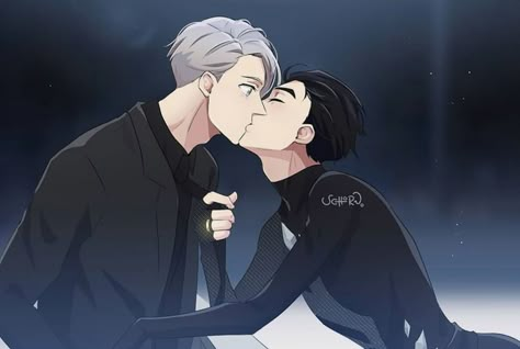 Yuri On Ice Comic, Pork Cutlet, Yuuri Katsuki, Victor Nikiforov, Yuri Katsuki, Cartoon Ships, Ice Art, 5th Anniversary, Anime Dad