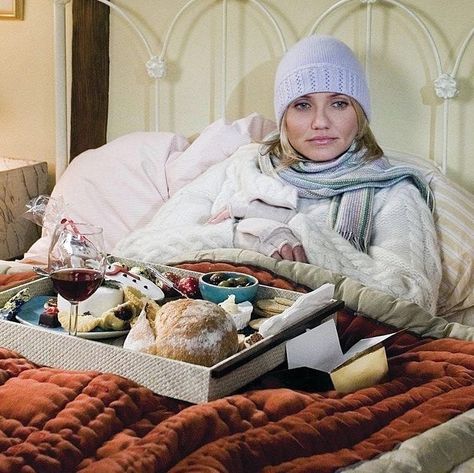 Nancy Meyers Aesthetic, Nancy Meyers Movies, Nancy Myers, English Women, Frazzled English Woman, Beau Film, Nora Ephron, Best Christmas Movies, A$ap Rocky