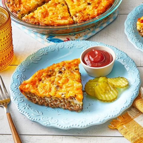 Recipes Using Ground Beef, Delicious Breakfast Casserole, Cheeseburger Pie, Ground Beef Casserole Recipes, Hearty Comfort Food, Beef Casserole Recipes, Ground Beef Casserole, Favorite Pie, Weeknight Dinner Recipe