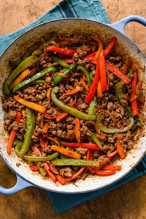 Ground Beef Fajitas - Cook Dinner Tonight Fajita Recipe Ground Beef, Fajita Ground Beef Recipe, Beef Fajita Bowl Recipe, Hamburger Fajitas, Fajita Beef Recipes, Ground Beef Fajitas, Fajita Bowl Recipe, Beef Fajita Recipe, Simple Ingredient Recipes