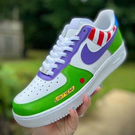 Custom Toy Hand-painted Nike Air Force 1s Baby Through - Etsy Af1 Painting Ideas, Painted Af1 Ideas, Air Force Painting Ideas, Posca Shoes, Painted Forces, Shoe Customs, Custom Air Force Ones, Painted Af1, Custom Trainers