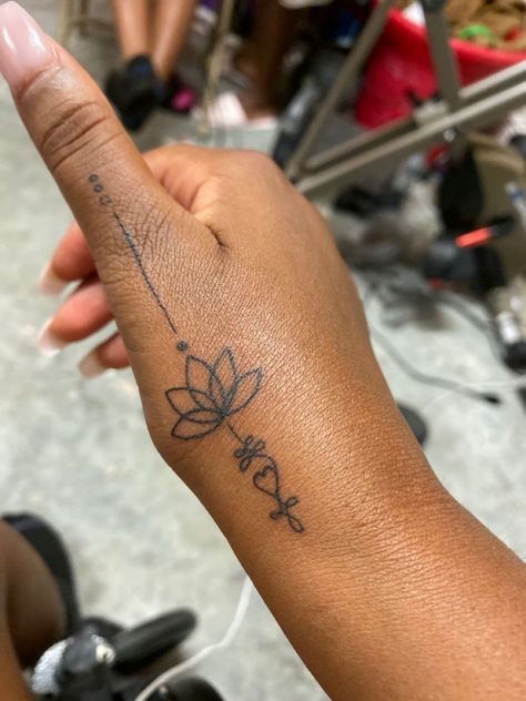 Lotus Thumb Tattoo, Big Thumb Tattoos, Thumb Index Tattoo, Side Thumb Tattoos Women, Along The Thumb Tattoo, Thumb And Index Finger Tattoo, Side Of Thumb Tattoos For Women, Thumb Tattoos For Women, Thumb Tattoo